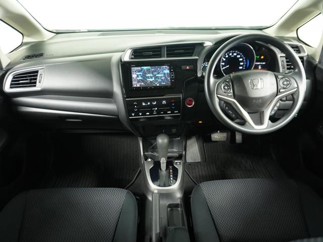 フィット 13G・Fコンフォートエディション /衝突被害軽減システム/ドライブレコーダー/純正ナビゲーション/バックカメラ/フルセグTV/Bluetooth接続音楽再生/USB接続音楽再生/クルーズコントロール/LEDヘッドライト/シートヒーター(8枚目)