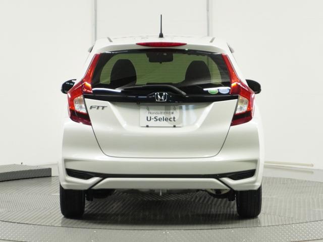 フィット 13G・Fコンフォートエディション /衝突被害軽減システム/ドライブレコーダー/純正ナビゲーション/バックカメラ/フルセグTV/Bluetooth接続音楽再生/USB接続音楽再生/クルーズコントロール/LEDヘッドライト/シートヒーター(26枚目)
