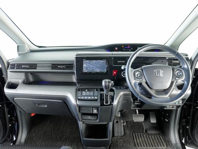 ステップワゴンスパーダ スパーダホンダセンシング /4WD/衝突被害軽減システム/ドライブレコーダー/純正ナビゲーション/バックカメラ/フルセグTV/Bluetooth接続音楽再生/USB接続音楽再生/クルーズコントロール/LEDヘッドライト/ETC(7枚目)