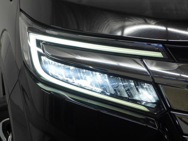 ステップワゴンスパーダ スパーダホンダセンシング /4WD/衝突被害軽減システム/ドライブレコーダー/純正ナビゲーション/バックカメラ/フルセグTV/Bluetooth接続音楽再生/USB接続音楽再生/クルーズコントロール/LEDヘッドライト/ETC(12枚目)