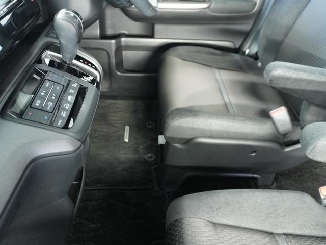 ステップワゴンスパーダ スパーダホンダセンシング /4WD/衝突被害軽減システム/ドライブレコーダー/純正ナビゲーション/バックカメラ/フルセグTV/Bluetooth接続音楽再生/USB接続音楽再生/クルーズコントロール/LEDヘッドライト/ETC(37枚目)