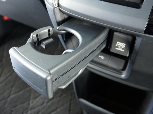 ステップワゴンスパーダ スパーダホンダセンシング /4WD/衝突被害軽減システム/ドライブレコーダー/純正ナビゲーション/バックカメラ/フルセグTV/Bluetooth接続音楽再生/USB接続音楽再生/クルーズコントロール/LEDヘッドライト/ETC(57枚目)