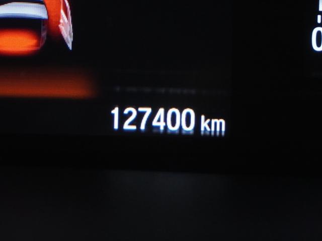 ステップワゴンスパーダ スパーダホンダセンシング /4WD/衝突被害軽減システム/ドライブレコーダー/純正ナビゲーション/バックカメラ/フルセグTV/Bluetooth接続音楽再生/USB接続音楽再生/クルーズコントロール/LEDヘッドライト/ETC(70枚目)