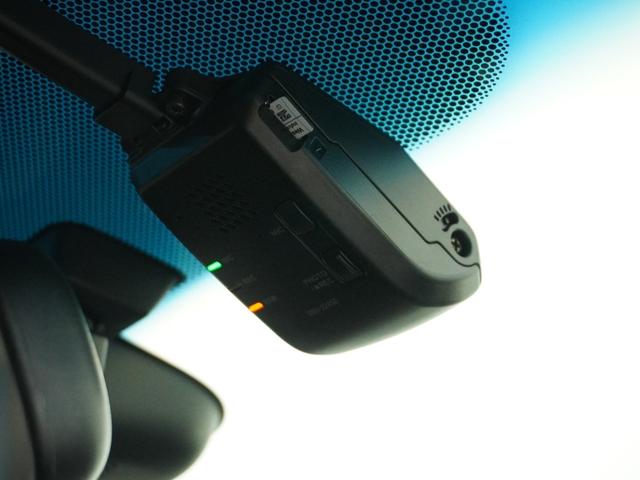 フィットハイブリッド Lホンダセンシング 1オ-ナ-ナビDレコRカメETCクルコンBT地デジ(4枚目)