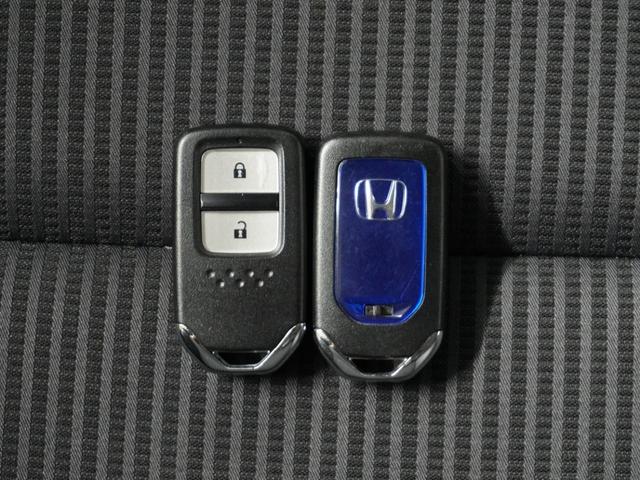 フィットハイブリッド Lホンダセンシング 1オ-ナ-ナビDレコRカメETCクルコンBT地デジ(18枚目)