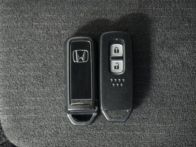 N-ONE プレミアムツアラー 2年保証当社試乗車ナビRカメDレコETC地デジ(19枚目)