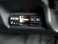 今や必需品の◆ＥＴＣ２．０車載器　装備車◆　有料道路を利用する際にスムースに通過でき、わずらわしい料金支払いから開放されます！ 5