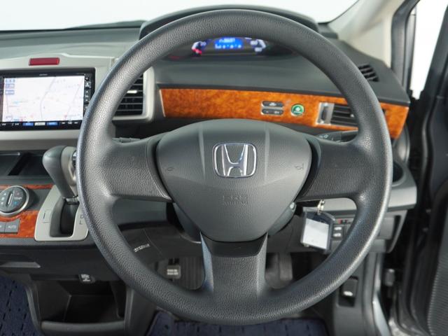 フリード Ｇジャストセレクション　１年保証　ＨＩＤ　アルミホイール　ナビ　片側電動扉　バックカメラ　ＥＴＣ　ツィーター（8枚目）