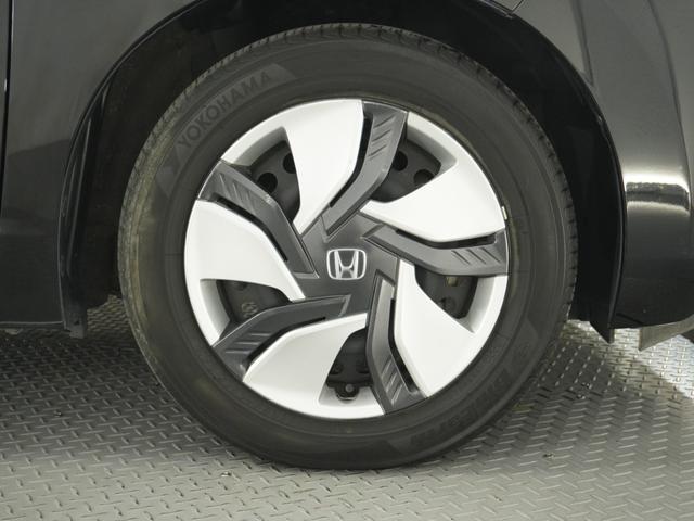フィットハイブリッド Ｌパッケージ　１年保証　衝突軽減ブレーキ　１オ－ナ－ナビ　Ｒカメラ　ＥＴＣ　ＬＥＤヘッドライト　ハーフレザー（21枚目）