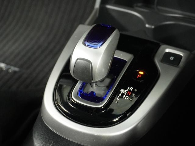 フィットハイブリッド Ｌパッケージ　１年保証　衝突軽減ブレーキ　１オ－ナ－ナビ　Ｒカメラ　ＥＴＣ　ＬＥＤヘッドライト　ハーフレザー（52枚目）