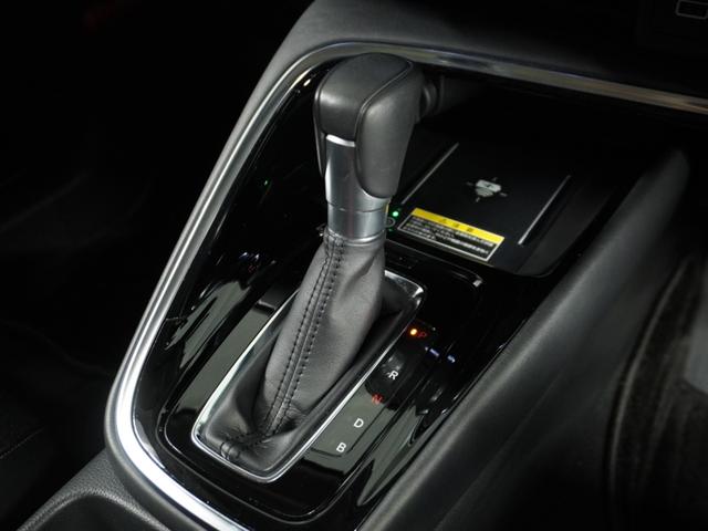 ヴェゼル e:HEVZ ワンオ-ナー 純正ナビ バックカメラ ドラレコ前後 ETC2.0 ワイヤレス充電器 シートヒーター ステアリングヒーター 電動テールゲート プレミアムサンライトホワイト ハイブリッドZ ハーフレザー(33枚目)