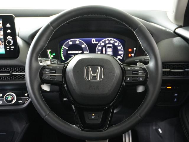ZR-V e:HEVZ 1オ-ナ-ナビ全周囲カメDレコRカメETC2.0 渋滞追従クルーズ Bluetooth ブラインドスポットモニター 後退出庫サポート BOSEスピーカー ハンドルヒーター 電動リアゲート 禁煙車(10枚目)