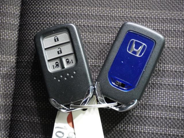 フリードハイブリッド ハイブリッド・Gホンダセンシング ワンオーナー 7インチナビ バックカメラ ETC アダプティブクルーズコントロール 両側電動スライドドア Bluetooth LEDヘッドライト 衝突被害軽減ブレーキ DVD ウォークスルー 禁煙車(19枚目)