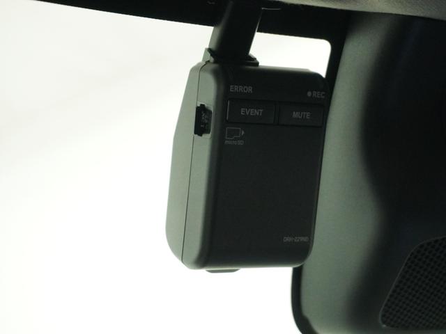 ヴェゼル e:HEVX 2年保証 当社試乗車 デカナビ ドラレコ リアカメら ETC クルコンBT ホンダセンシング スレートグレーパール ハイブリッドXタイプ CD DVD 音楽録音 サイドカーテンエアバック アルミ(5枚目)