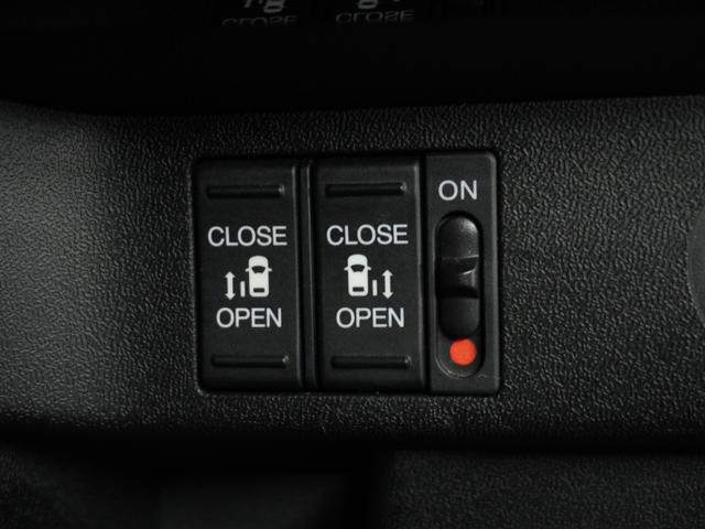 ステップワゴンスパーダ スパーダ・クールスピリットホンダセンシング 1年保証ナビ後席モニター 全周囲マルチビューカメラ ETC 両側電動ドア BT地デジ 1.5Lターボ ハーフレザーシート プレミアムスパークルブラックパール クールスピリット(6枚目)