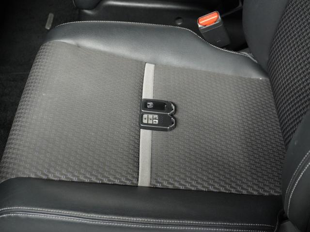 ステップワゴンスパーダ スパーダ・クールスピリットホンダセンシング 1年保証ナビ後席モニター 全周囲マルチビューカメラ ETC 両側電動ドア BT地デジ 1.5Lターボ ハーフレザーシート プレミアムスパークルブラックパール クールスピリット(37枚目)