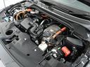 エンジンは車の心臓部分です。このエンジンルームが汚いとトラブルの基になります。当店は専用の液剤を使って徹底的に綺麗にします。