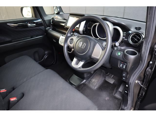 N-BOXカスタム G SSパッケージ SSパッケージ 両側パワースライド ナビ Bluetooth ETC バックカメラ 純正AW 新品バッテリー(10枚目)