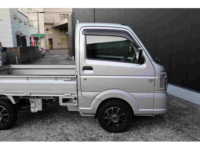 キャリイトラック ＫＣエアコン・パワステ　ポータブルナビ　ＥＴＣ　外品ＡＷ　新品バッテリー（8枚目）