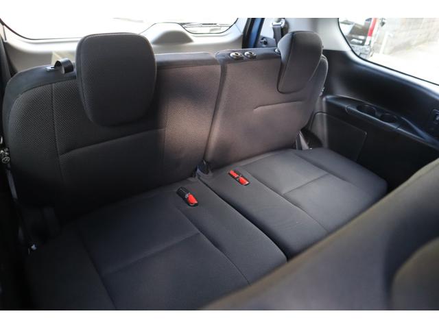 ランディ ２．０Ｇ　両側パワースライド　スマートキー　衝突軽減装置　全方位カメラ　ナビ　Ｂｌｕｅｔｏｏｔｈ　ＥＴＣ　バックカメラ　フリップダウンモニター　　　純正ＡＷ（23枚目）