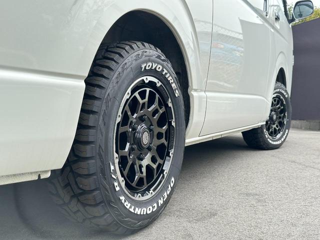 スーパーＧＬ　白黒パンダ仕様・クリーンディーゼル４ＷＤ・ＢＵＡＮＪＡＰＡＮベッドキット・ＲＵＧＧＥＤ　ＲＯＣＫタイヤホイールセット(20枚目)