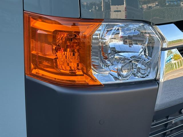 ハイエースバン ロングスーパーGL アーバンカーキ/2WDガソリン/アースカラーパッケージ/ローダウン/アメリカンスタイル/ライトカスタム/カスタムベース車両/車中泊仕様/アウトドア仕様/サーファー仕様/(7枚目)