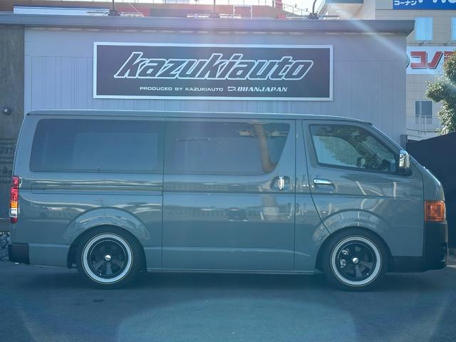 ハイエースバン ロングスーパーGL アーバンカーキ/2WDガソリン/アースカラーパッケージ/ローダウン/アメリカンスタイル/ライトカスタム/カスタムベース車両/車中泊仕様/アウトドア仕様/サーファー仕様/(22枚目)