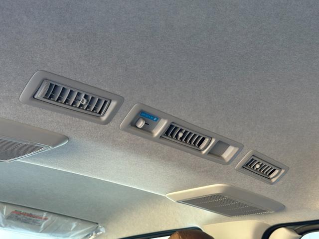 ハイエースバン ロングスーパーGL アーバンカーキ/2WDガソリン/アースカラーパッケージ/ローダウン/アメリカンスタイル/ライトカスタム/カスタムベース車両/車中泊仕様/アウトドア仕様/サーファー仕様/(32枚目)