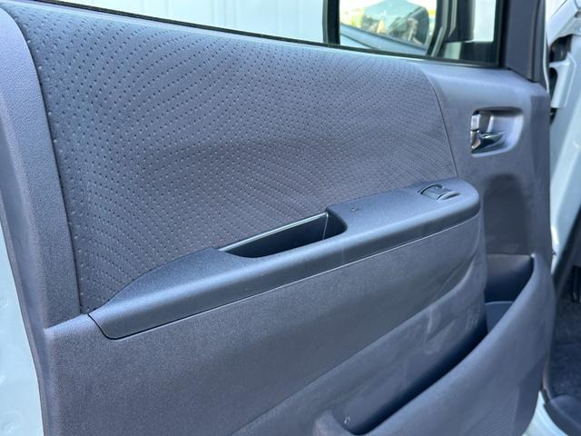 ハイエースバン ロングスーパーGL アーバンカーキ/2WDガソリン/アースカラーパッケージ/ローダウン/アメリカンスタイル/ライトカスタム/カスタムベース車両/車中泊仕様/アウトドア仕様/サーファー仕様/(45枚目)