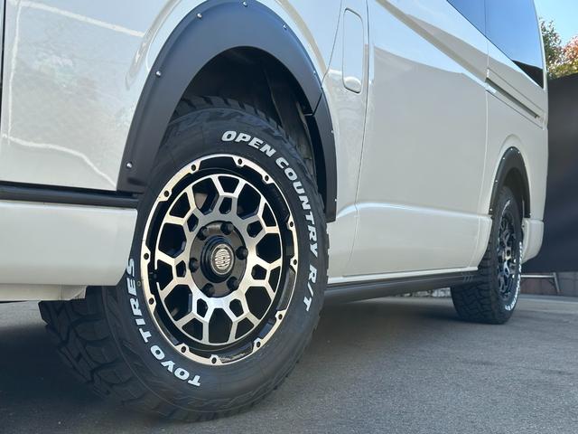 ハイエースバン ロングスーパーＧＬ　パールホワイト／２ＷＤガソリン／標準ボディ／カスタムベース車両／ラギッド／アウトドア仕様／ベッドキット／車中泊仕様／キャンプ仕様／　釣り仕様／ライトカスタム車両（10枚目）