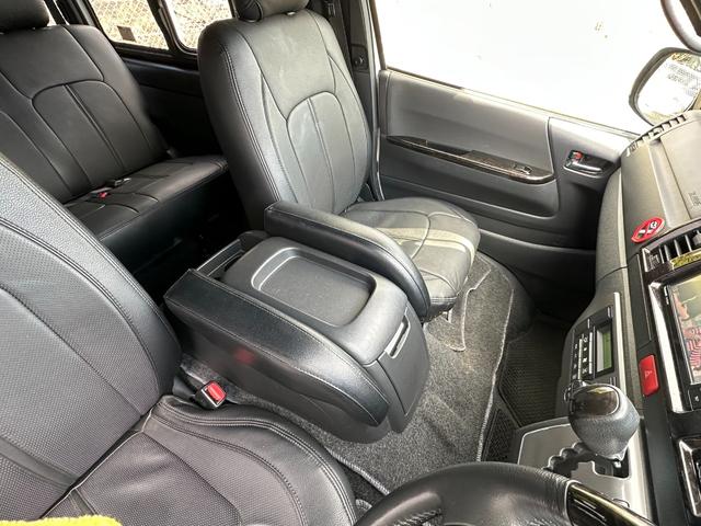 ハイエースバン ロングスーパーＧＬ　パールホワイト／２ＷＤガソリン／標準ボディ／カスタムベース車両／ラギッド／アウトドア仕様／ベッドキット／車中泊仕様／キャンプ仕様／　釣り仕様／ライトカスタム車両（31枚目）