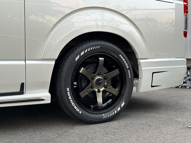 �V�i�^�C�����z�C�[��