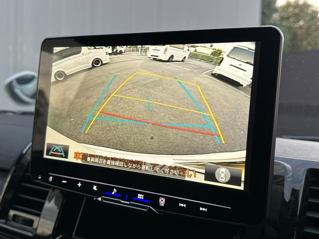 �o�b�N���j�^�[�f��