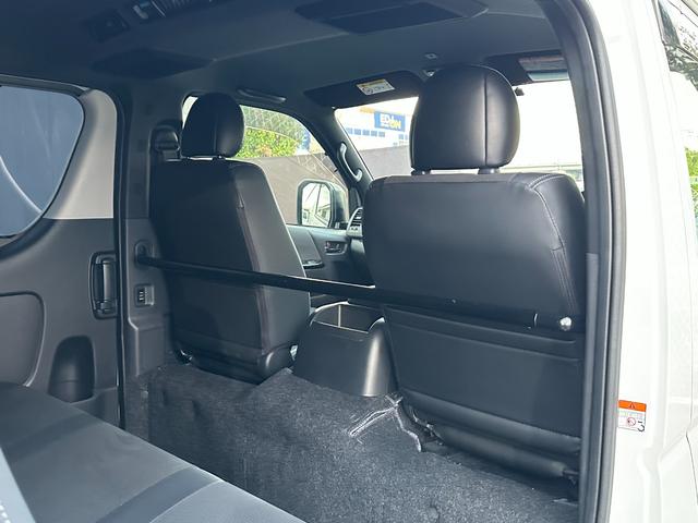 ���߂��̕��͂��Ђ����X���������B�Ԃ̑������Ԃ���������Ɗm�F���������܂��B���{��s���摾�����W�O�Q