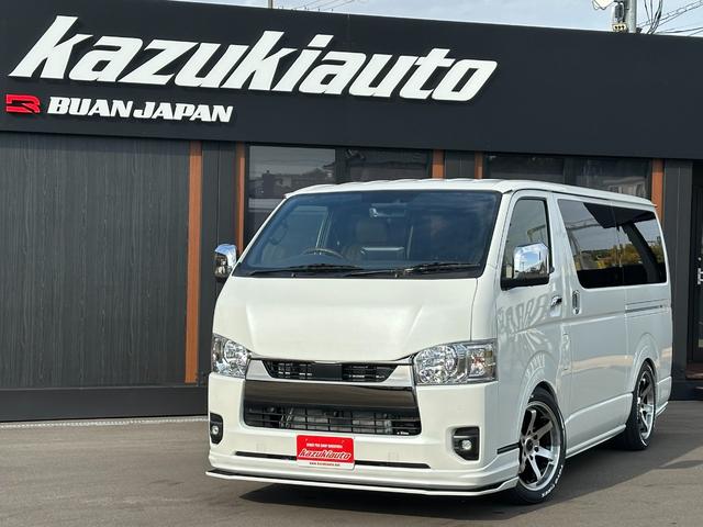 ハイエースバン スーパーＧＬ　ダークプライムＩＩ　ＢＵＡＮＪＡＰＡＮデモカー／ブラウンアンティーク仕様／ローダウン／ベッドキット／アルパインＢＩＧＸフローティングナビ／アルパイン１２．８型フリップダウンモニター（2枚目）