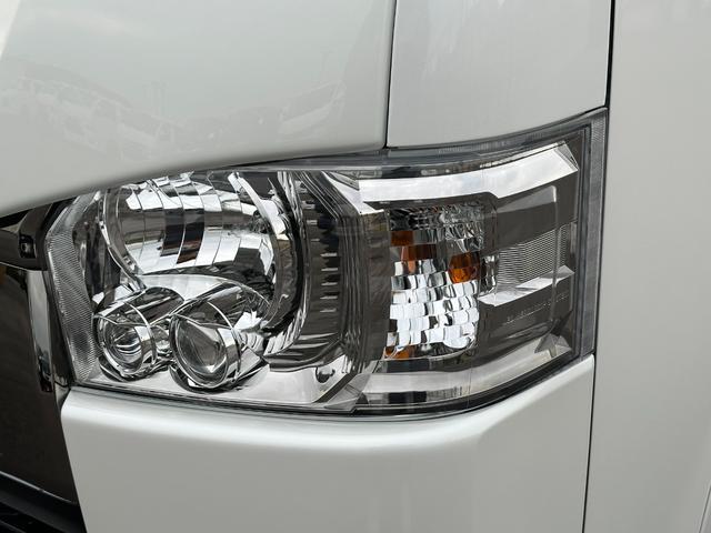 ハイエースバン スーパーＧＬ　ダークプライムＩＩ　ＢＵＡＮＪＡＰＡＮデモカー／ブラウンアンティーク仕様／ローダウン／ベッドキット／アルパインＢＩＧＸフローティングナビ／アルパイン１２．８型フリップダウンモニター（6枚目）