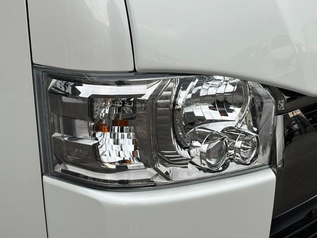 ハイエースバン スーパーＧＬ　ダークプライムＩＩ　ＢＵＡＮＪＡＰＡＮデモカー／ブラウンアンティーク仕様／ローダウン／ベッドキット／アルパインＢＩＧＸフローティングナビ／アルパイン１２．８型フリップダウンモニター（7枚目）