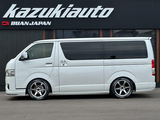 ハイエースバン スーパーＧＬ　ダークプライムＩＩ　ＢＵＡＮＪＡＰＡＮデモカー／ブラウンアンティーク仕様／ローダウン／ベッドキット／アルパインＢＩＧＸフローティングナビ／アルパイン１２．８型フリップダウンモニター（13枚目）