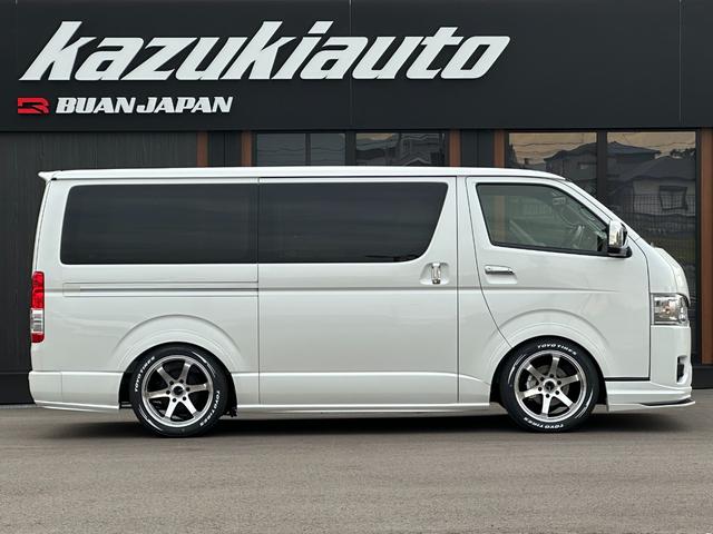 ハイエースバン スーパーＧＬ　ダークプライムＩＩ　ＢＵＡＮＪＡＰＡＮデモカー／ブラウンアンティーク仕様／ローダウン／ベッドキット／アルパインＢＩＧＸフローティングナビ／アルパイン１２．８型フリップダウンモニター（35枚目）