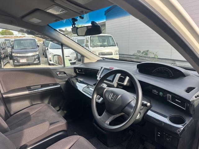 フリード G ジャストセレクション PS PW AC ドラレコ バックカメラ ETC Bluetooth(16枚目)