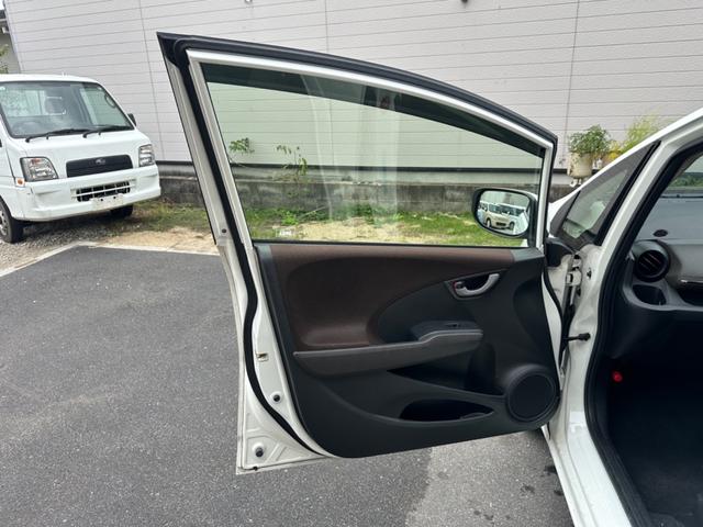 フィットシャトルハイブリッド ハイブリッド-C PS PW AC ETC(30枚目)