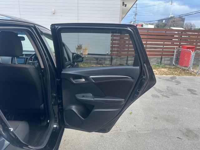 フィットハイブリッド Ｆパッケージ　ＰＳ　ＰＷ　ＡＣ　ＡＷ　エアバック　フルセグ　Ｂｌｕｅｔｏｏｔｈ　ＥＴＣ　バックカメラ（32枚目）