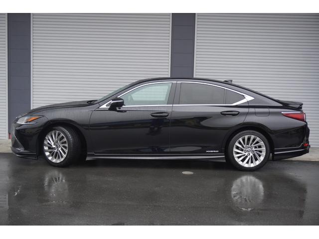 ＥＳ ＥＳ３００ｈ　バージョンＬ　サンルーフ／全周囲カメラ／ＴＲＤエアロ・マフラー／３眼ＬＥＤヘッドライト／コーナーセンサー／ハンドルヒーター／シートヒーター・エアコン／パワーシートＥＴＣ／ブルートゥース／ボディーガラスコーティング付（13枚目）