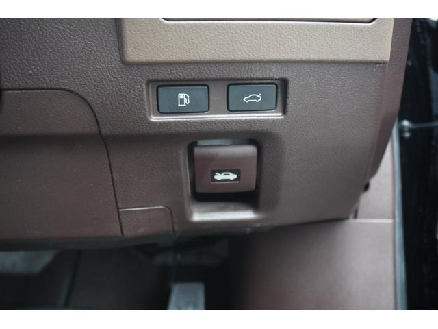 ＥＳ ＥＳ３００ｈ　バージョンＬ　サンルーフ／全周囲カメラ／ＴＲＤエアロ・マフラー／３眼ＬＥＤヘッドライト／コーナーセンサー／ハンドルヒーター／シートヒーター・エアコン／パワーシートＥＴＣ／ブルートゥース／ボディーガラスコーティング付（35枚目）