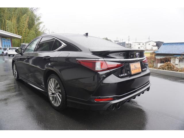 ＥＳ ＥＳ３００ｈ　バージョンＬ　サンルーフ／全周囲カメラ／ＴＲＤエアロ・マフラー／３眼ＬＥＤヘッドライト／コーナーセンサー／ハンドルヒーター／シートヒーター・エアコン／パワーシートＥＴＣ／ブルートゥース／ボディーガラスコーティング付（52枚目）