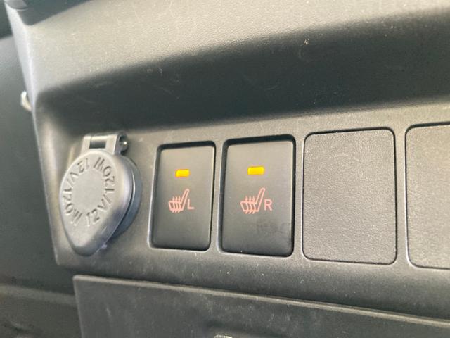 ルーミー カスタムG 衝突軽減装置・車線逸脱装置・純正エアロ・LEDヘッド・フォグランプ・PUSHスタート・スマートキー・Bカメラ・前席シートヒーター・純正アルミホイール・本革巻ステアリング・オートエアコン・オートライト(15枚目)