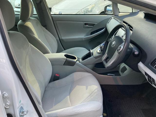 プリウス S 後期モデル・パールホワイト・車内クリーニング・ボディーメンンテナンス・SDナビ・Bluetooth・Bカメラ・スマートキー・PUSHスタート・純正15インチアルミホイール・HIDヘッド・オートAC(41枚目)