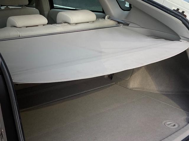 プリウス S 後期モデル・パールホワイト・車内クリーニング・ボディーメンンテナンス・SDナビ・Bluetooth・Bカメラ・スマートキー・PUSHスタート・純正15インチアルミホイール・HIDヘッド・オートAC(46枚目)