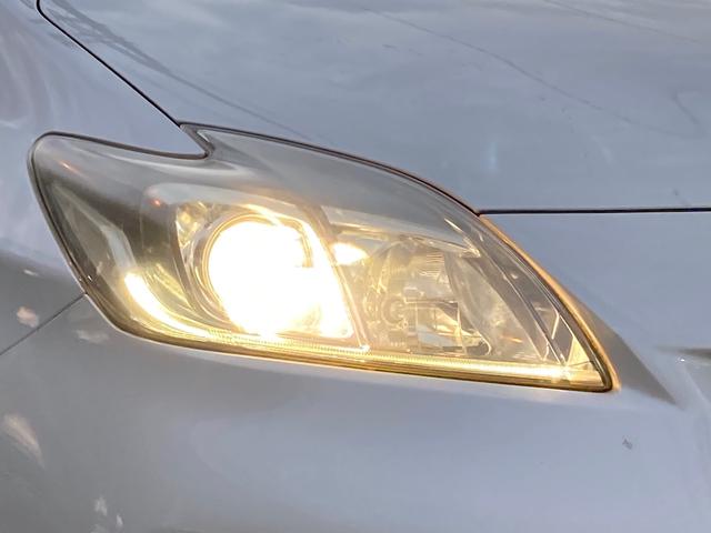 プリウス S 後期モデル・パールホワイト・車内クリーニング・ボディーメンンテナンス・SDナビ・Bluetooth・Bカメラ・スマートキー・PUSHスタート・純正15インチアルミホイール・HIDヘッド・オートAC(49枚目)