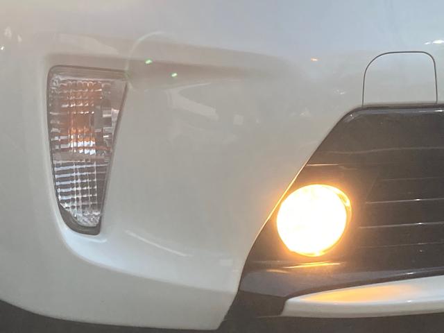 プリウス S 後期モデル・パールホワイト・車内クリーニング・ボディーメンンテナンス・SDナビ・Bluetooth・Bカメラ・スマートキー・PUSHスタート・純正15インチアルミホイール・HIDヘッド・オートAC(51枚目)